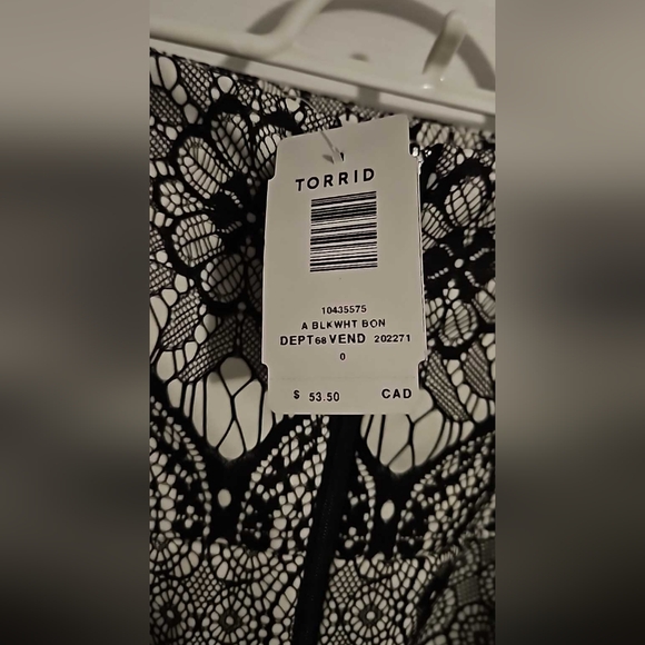 Torrid 0 Skirt - Picture 3 of 5